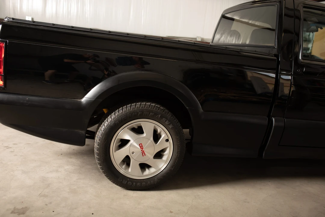 1991 GMC Syclone - Image 22 of 31