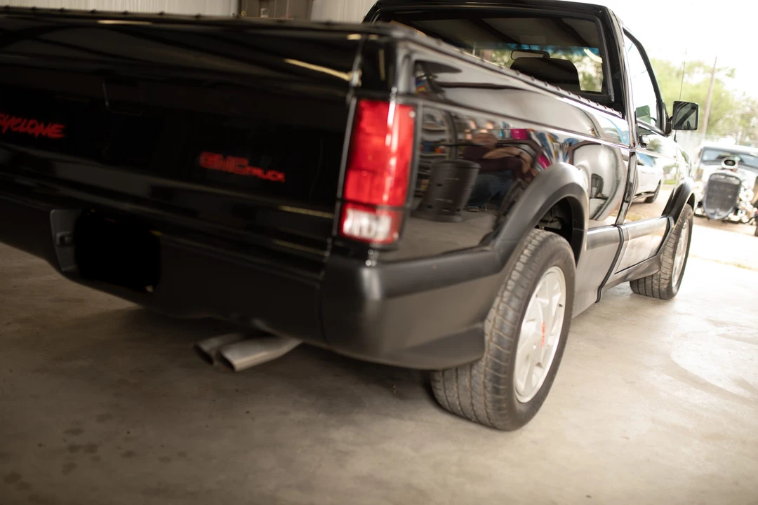 1991 GMC Syclone - Image 23 of 31