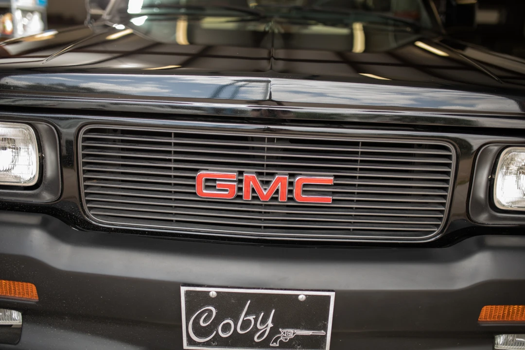 1991 GMC Syclone - Image 30 of 31