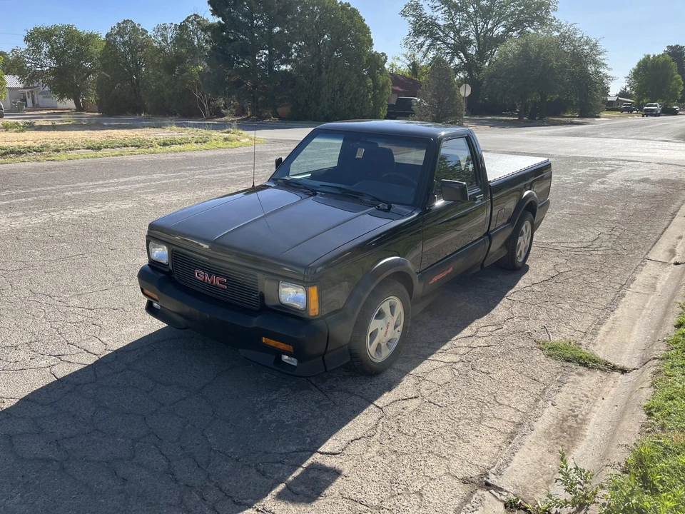 1991 GMC Syclone - Image 3 of 31