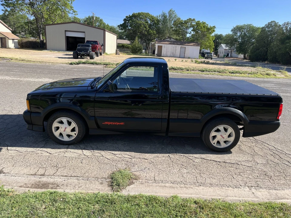 1991 GMC Syclone - Image 13 of 31