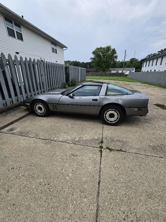 1985 Chevrolet Corvette C4 - Image 2 of 7