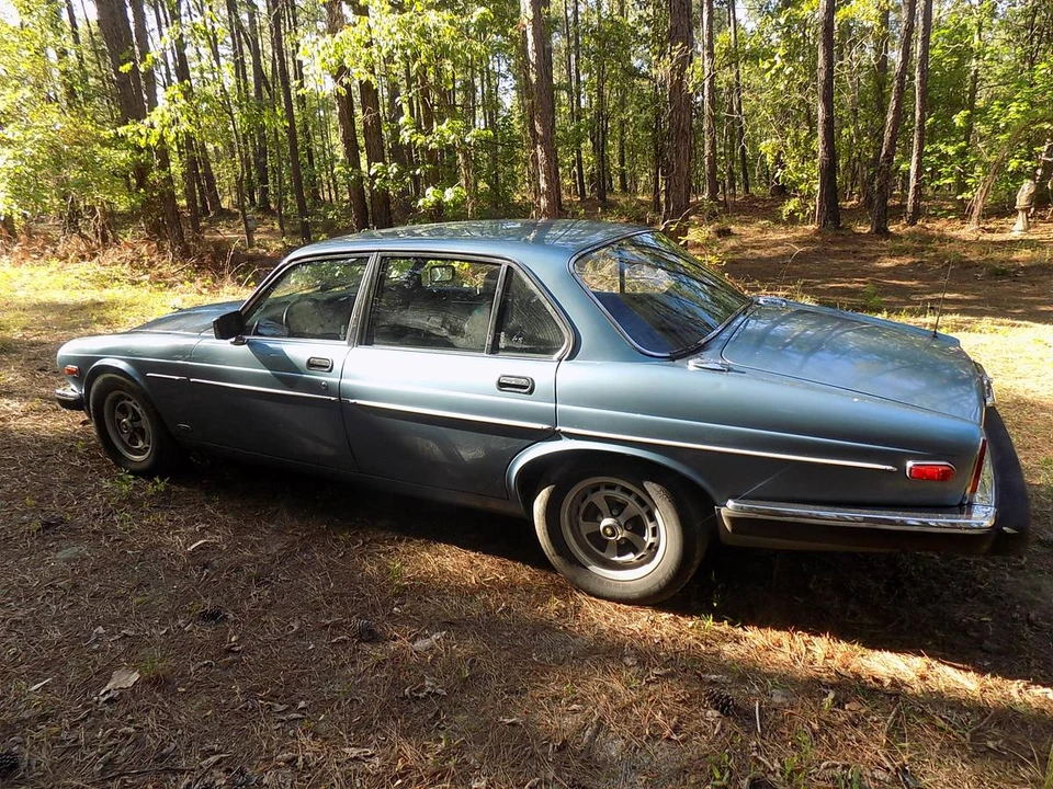 1985 Jaguar XJ Series 3 - Image 3 of 24