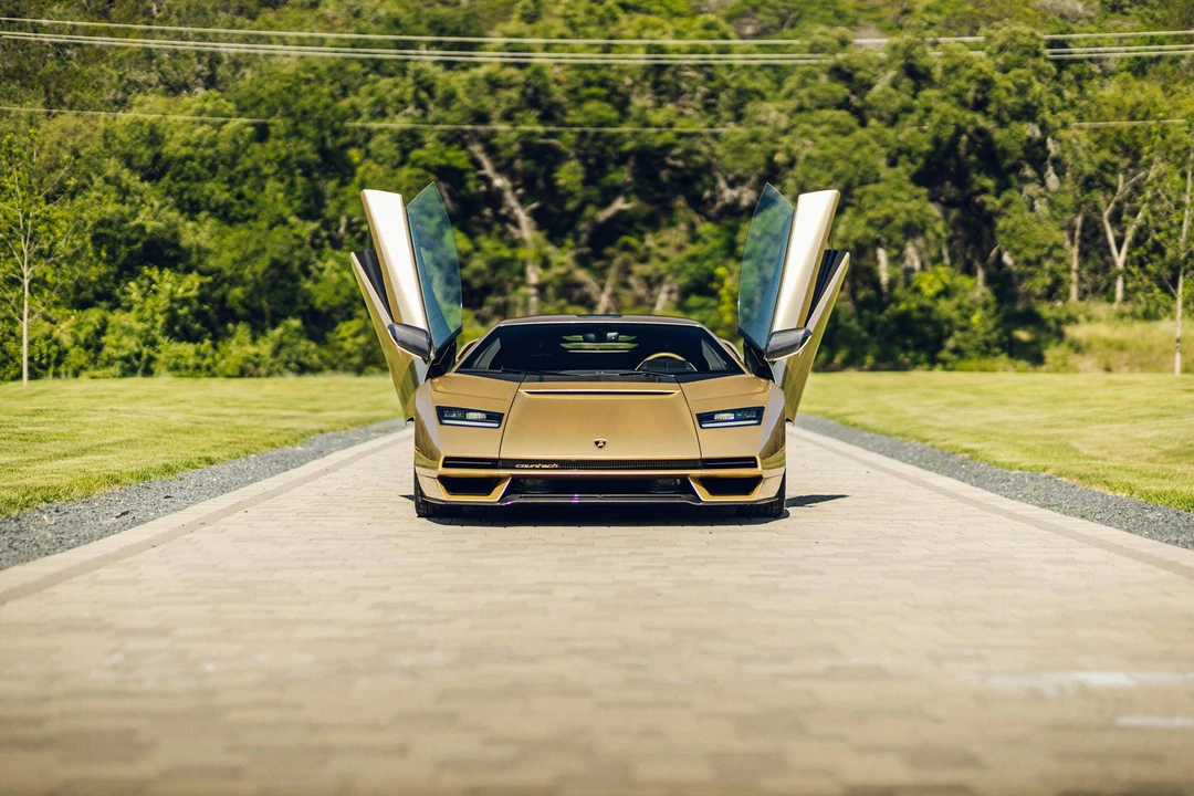 2022 Lamborghini Countach LPI 800-4 - Image 24 of 31