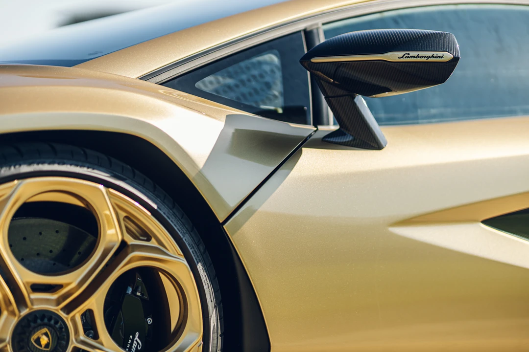 2022 Lamborghini Countach LPI 800-4 - Image 28 of 31