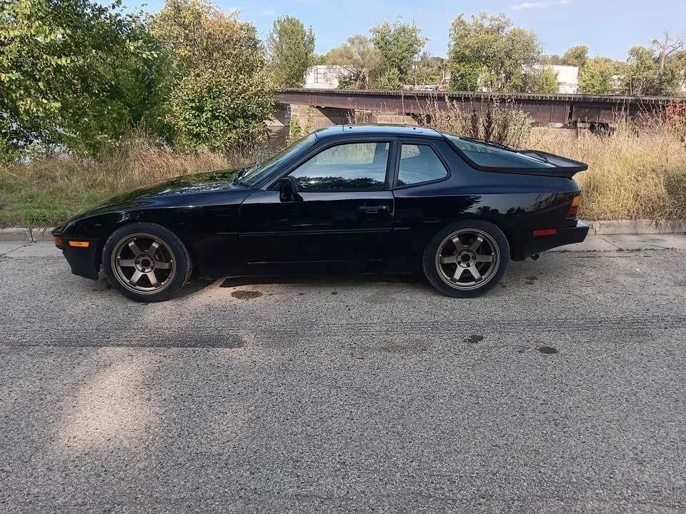 1985 Porsche 944 - Image 4 of 4