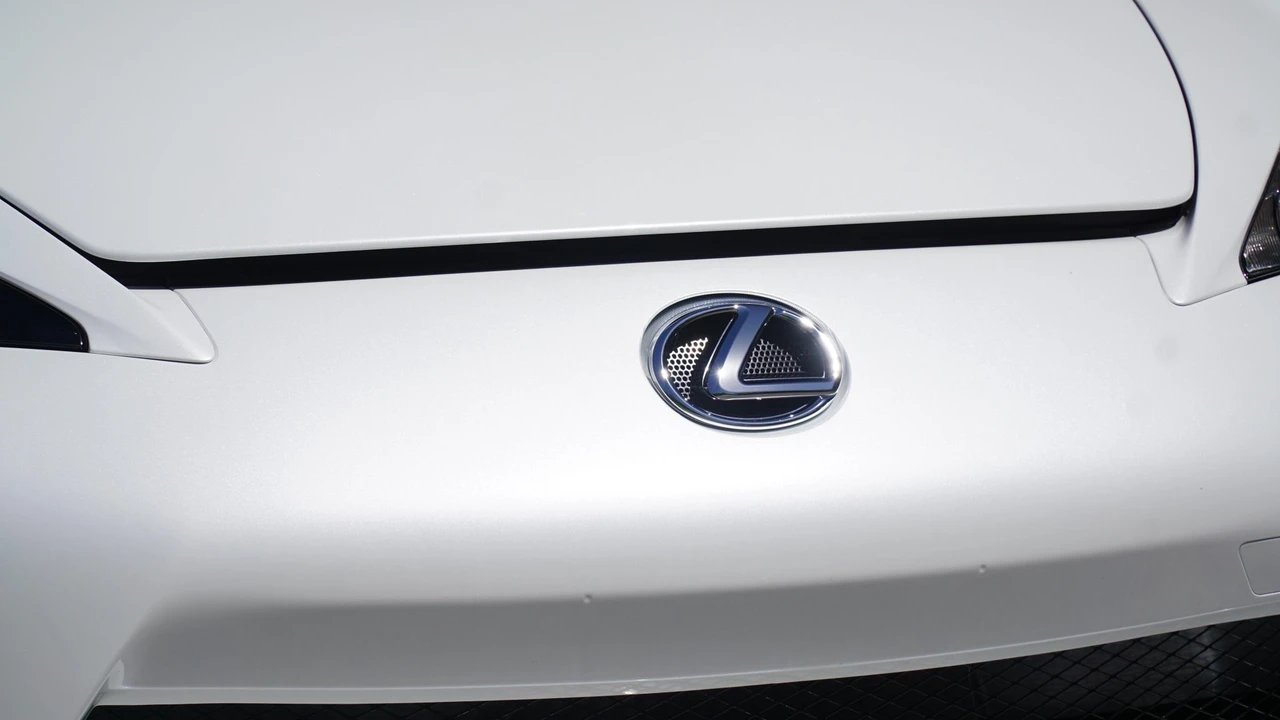 2012 Lexus LFA - Image 22 of 31