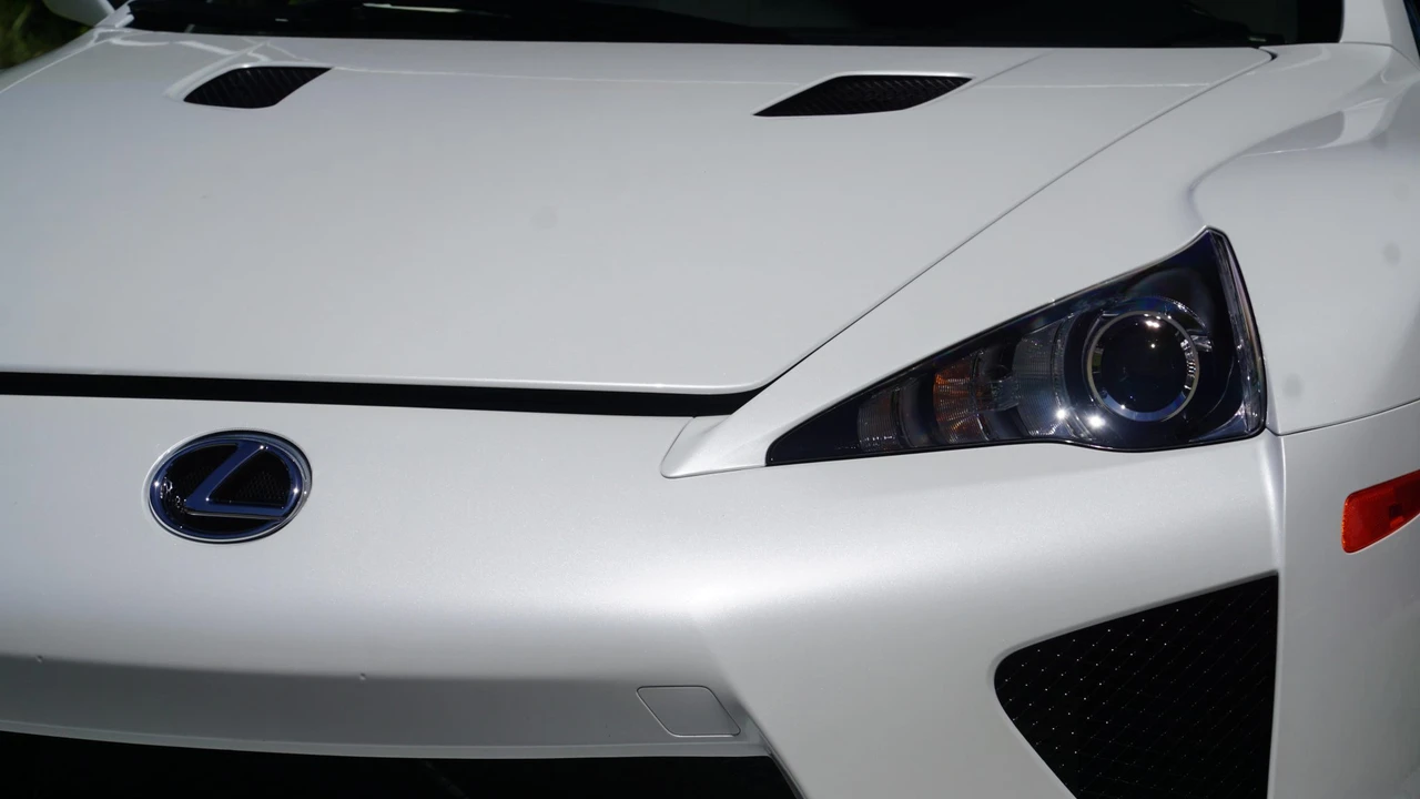 2012 Lexus LFA - Image 25 of 31
