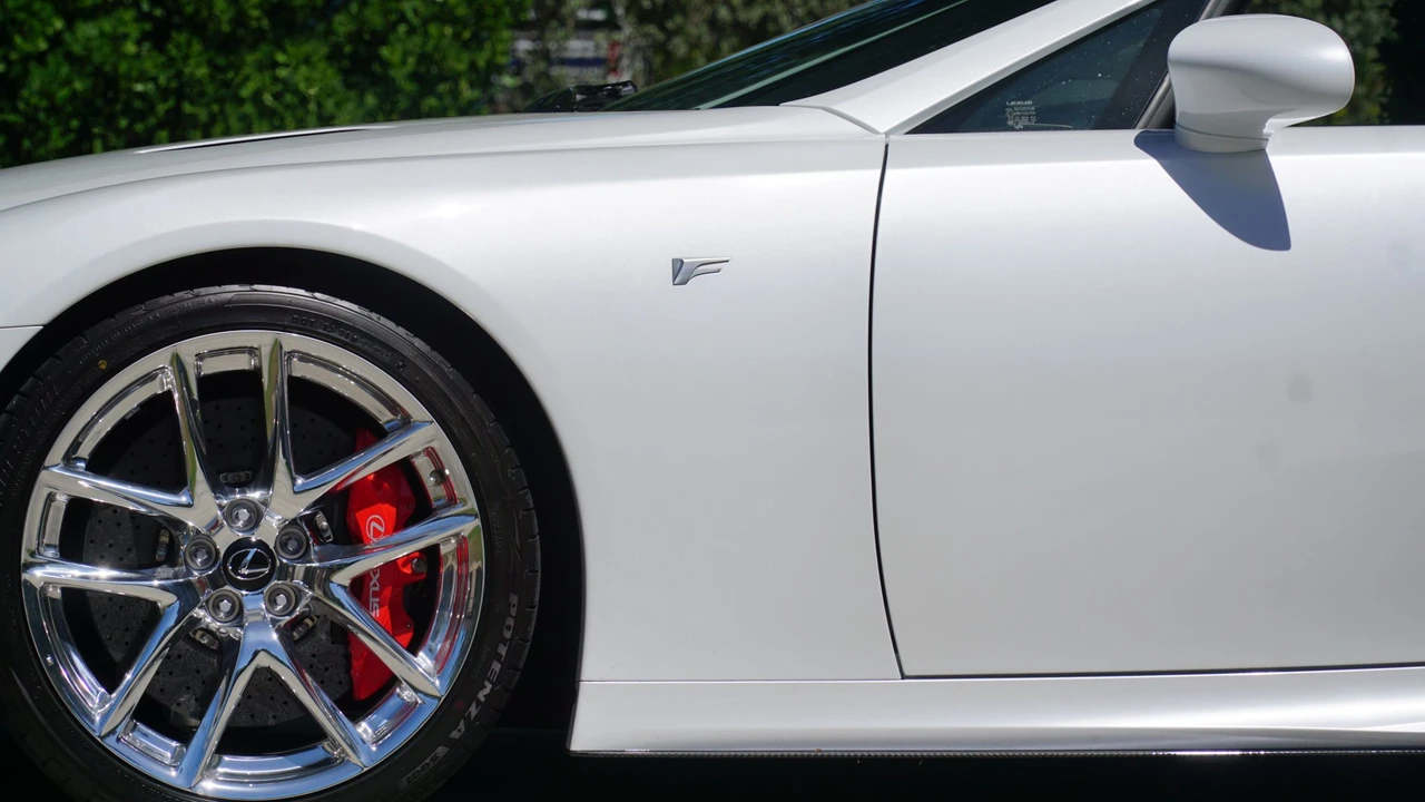 2012 Lexus LFA - Image 30 of 31