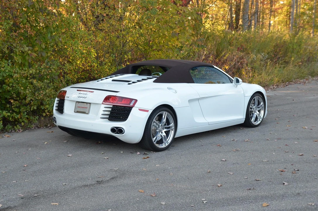 2011 Audi 42 R8 - Image 23 of 31