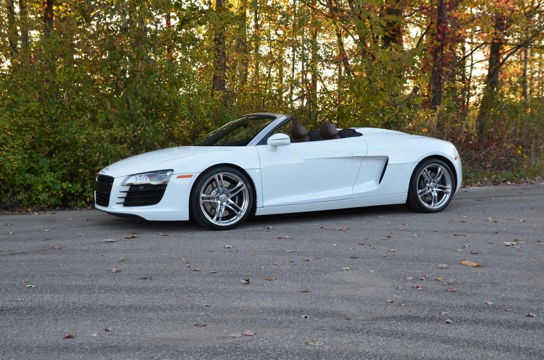 2011 Audi 42 R8 - Image 4 of 31