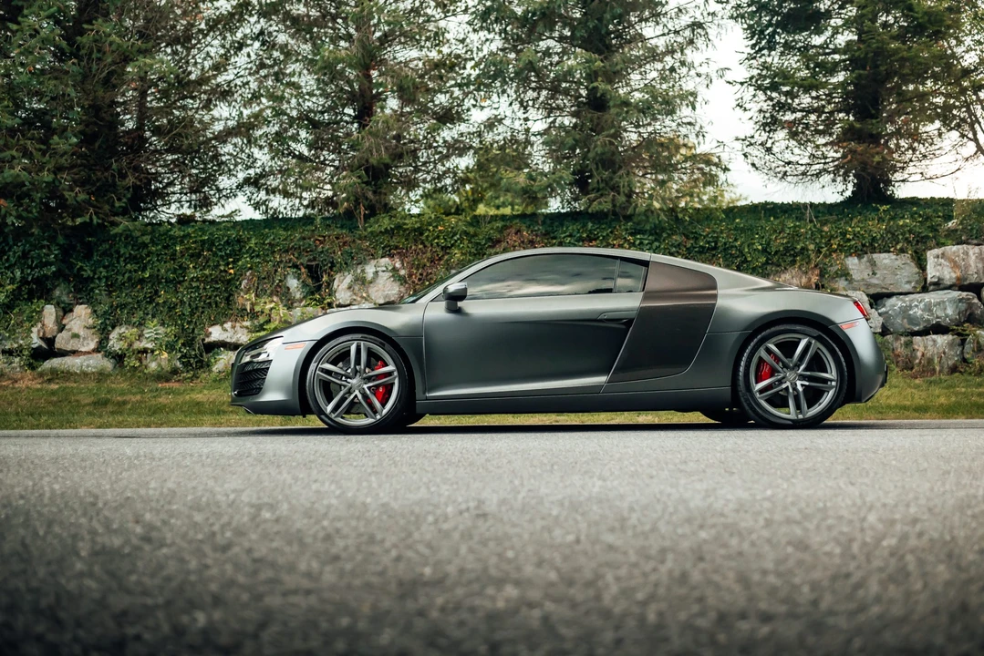 2015 Audi 42 R8 - Image 13 of 31