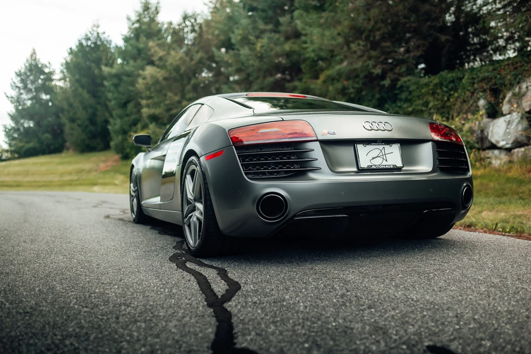 2015 Audi 42 R8 - Image 23 of 31