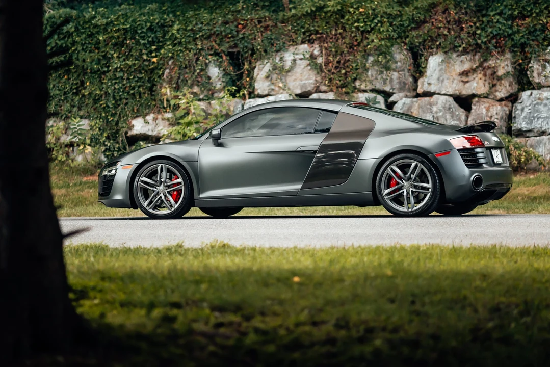 2015 Audi 42 R8 - Image 15 of 31