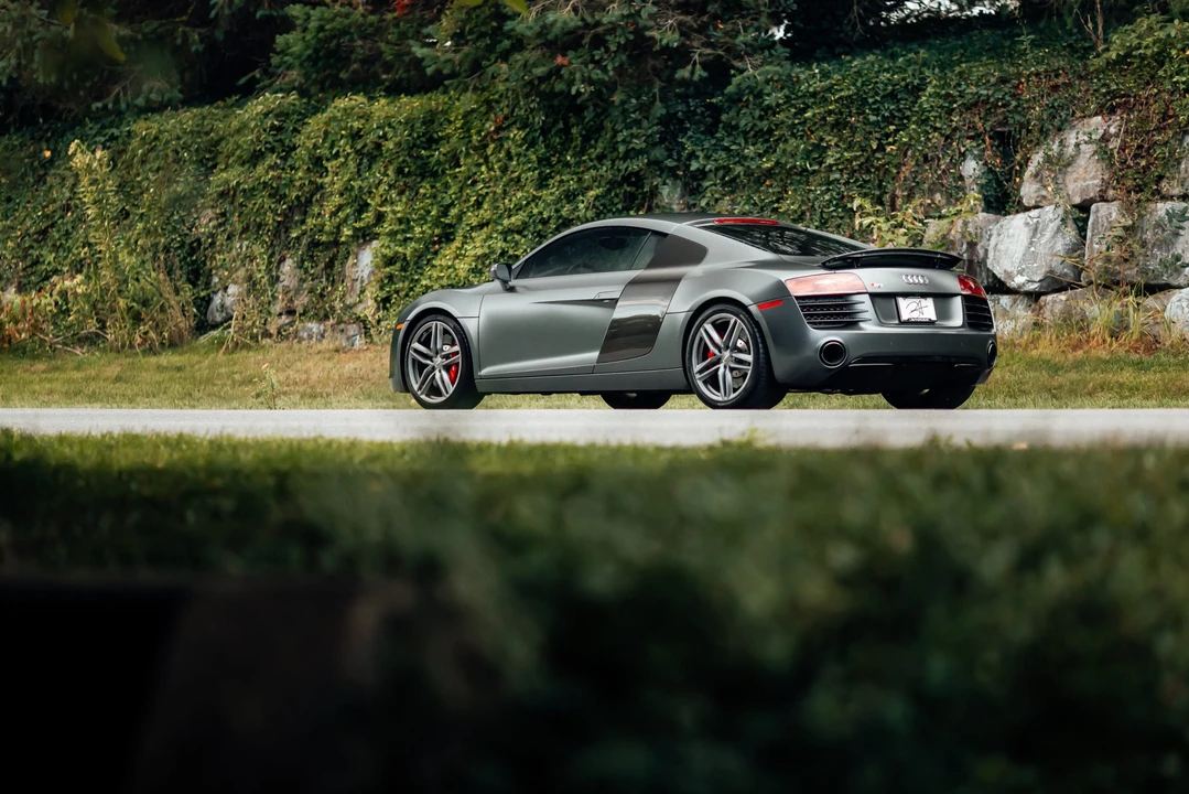 2015 Audi 42 R8 - Image 17 of 31