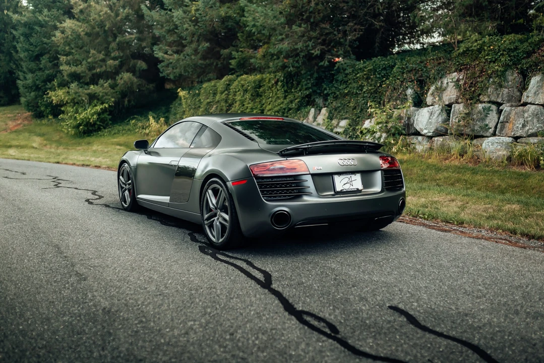 2015 Audi 42 R8 - Image 19 of 31