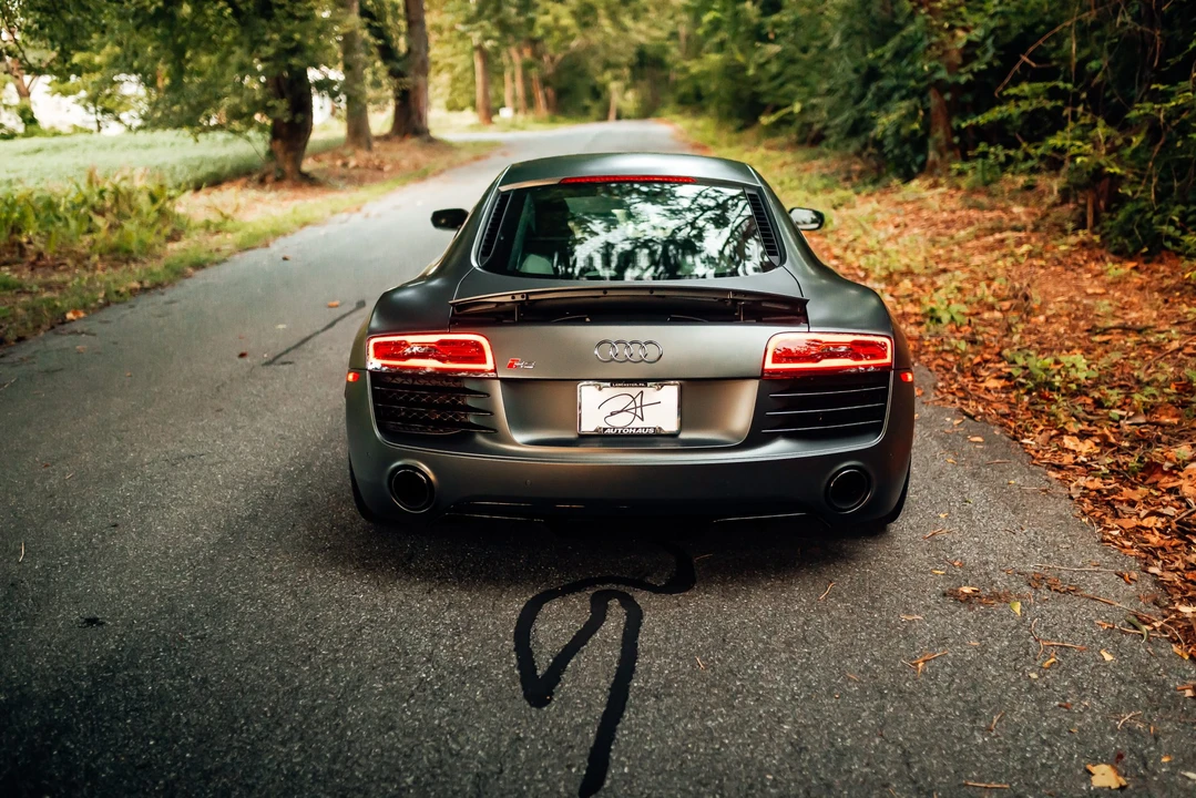2015 Audi 42 R8 - Image 31 of 31