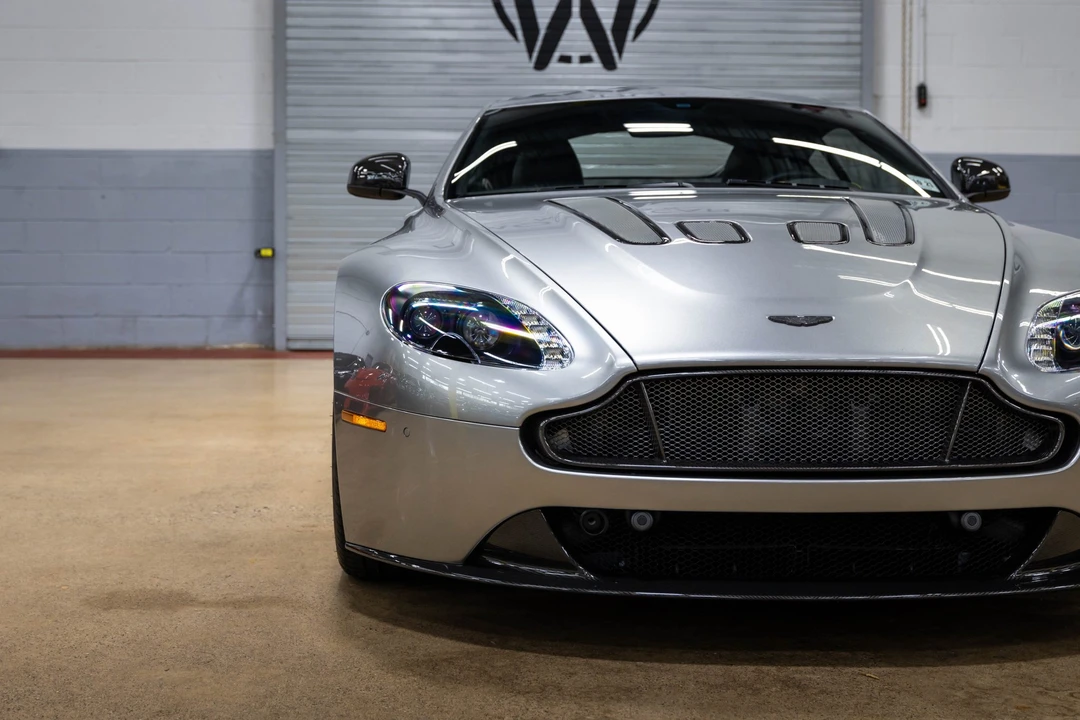 2017 Aston Martin V12 Vantage (2010-2018) - Image 14 of 31