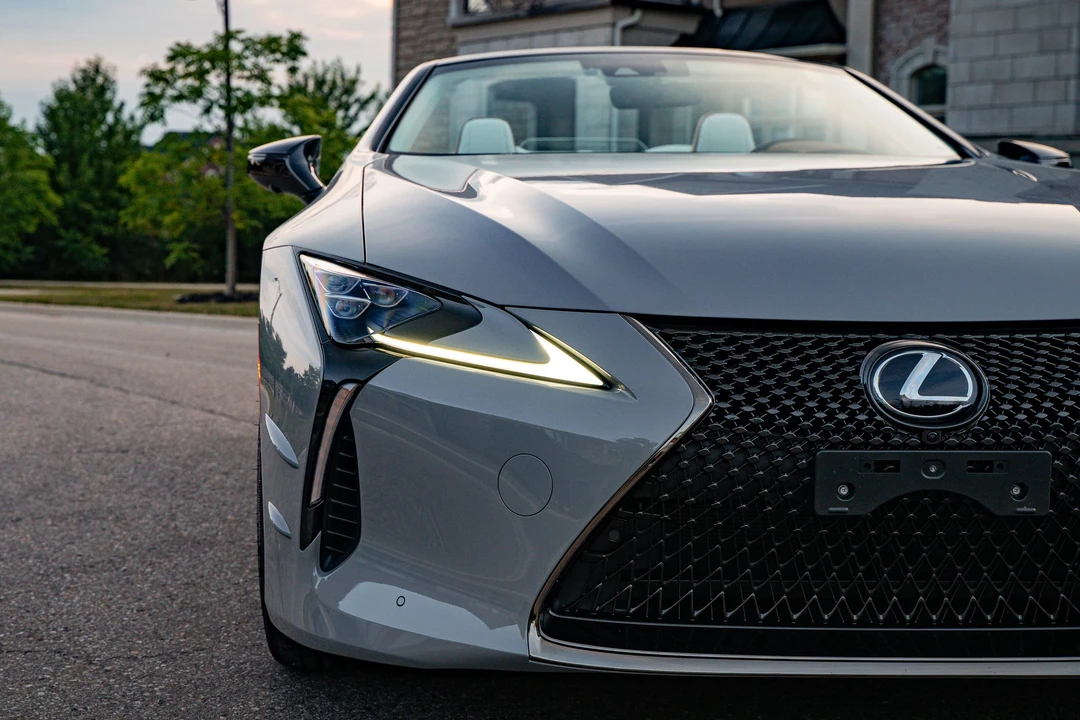 2026 Lexus LC - Image 19 of 31
