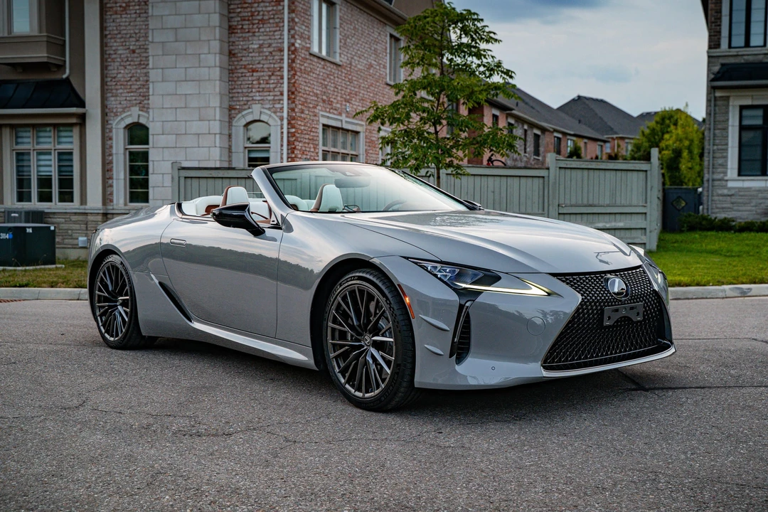 2026 Lexus LC - Image 8 of 31