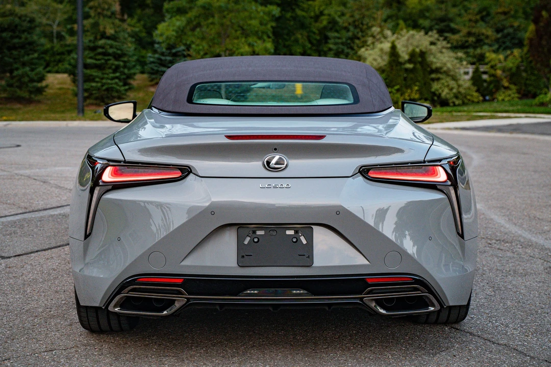 2026 Lexus LC - Image 13 of 31