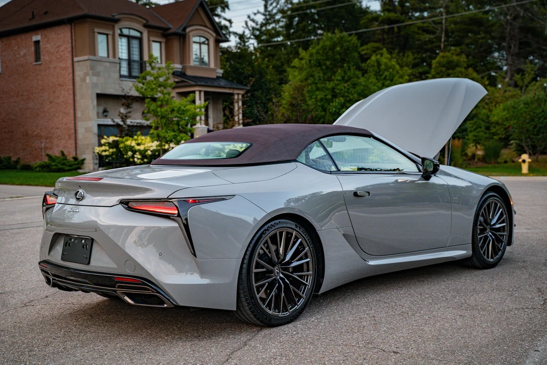 2026 Lexus LC - Image 18 of 31