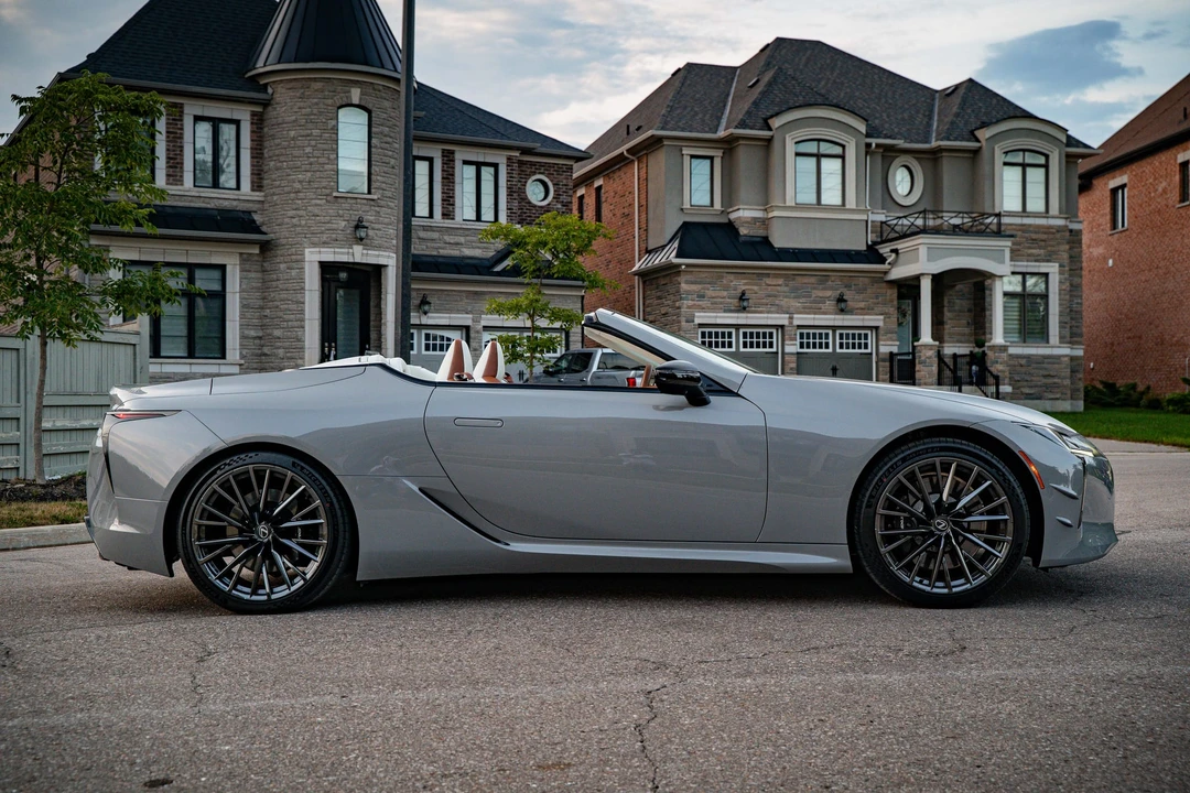 2026 Lexus LC - Image 10 of 31
