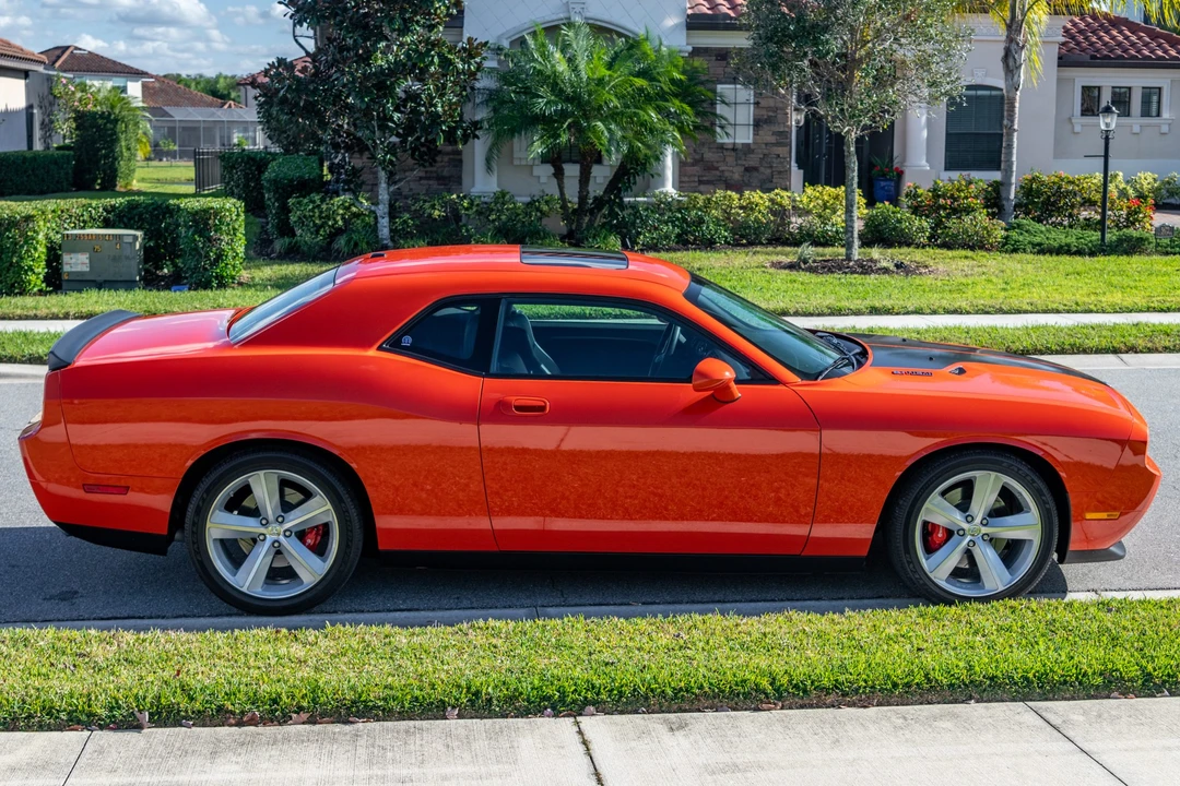 2008 Dodge Challenger SRT8 & 392 3rd Gen - Image 6 of 31