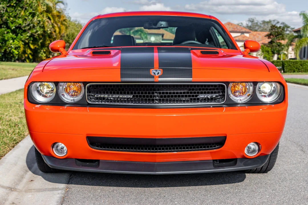 2008 Dodge Challenger SRT8 & 392 3rd Gen - Image 9 of 31