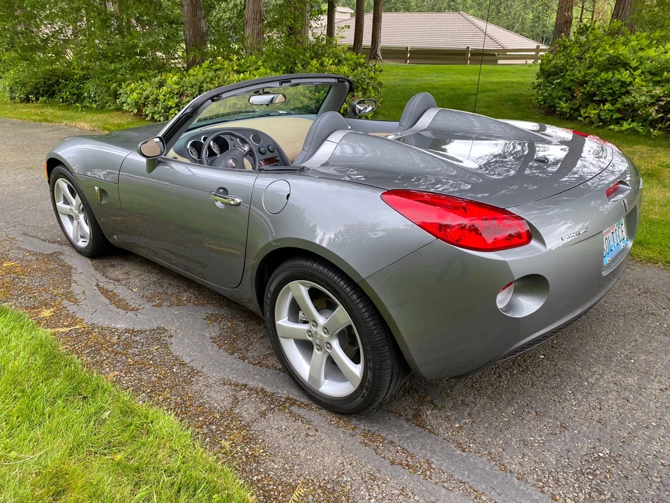 2006 Pontiac Solstice - Image 18 of 31