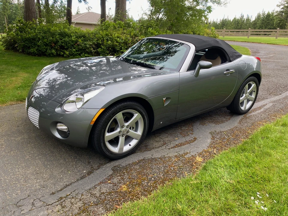 2006 Pontiac Solstice - Image 10 of 31