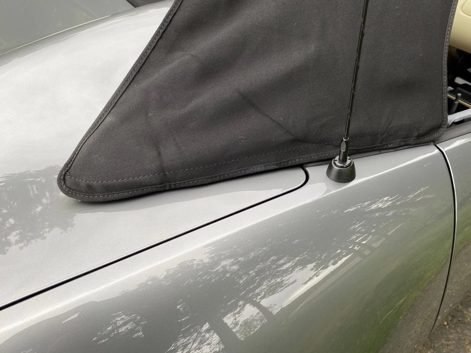 2006 Pontiac Solstice - Image 30 of 31