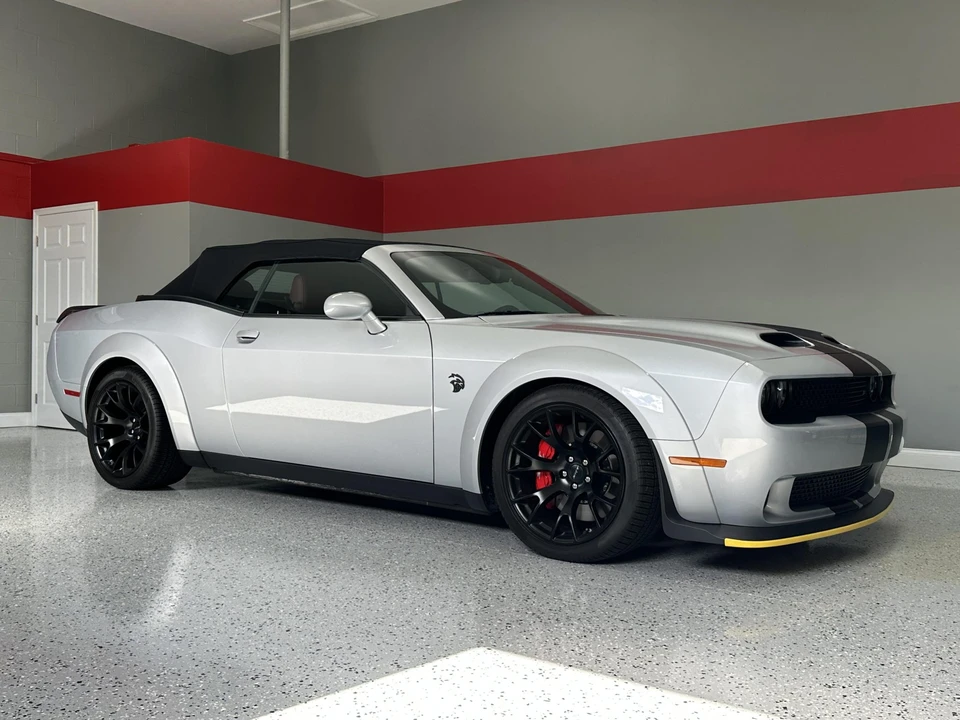 2023 Dodge Challenger SRT Hellcat 3rd Gen - Image 25 of 31