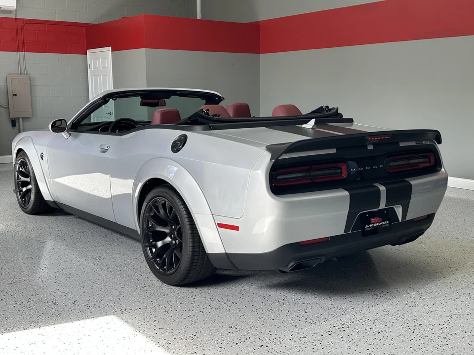 2023 Dodge Challenger SRT Hellcat 3rd Gen - Image 13 of 31