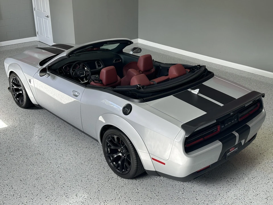 2023 Dodge Challenger SRT Hellcat 3rd Gen - Image 14 of 31
