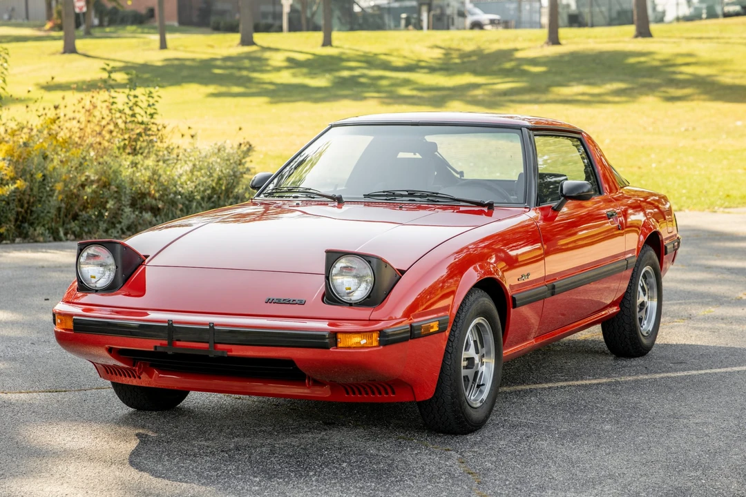 1985 Mazda RX-7 SA & FB - Image 2 of 31