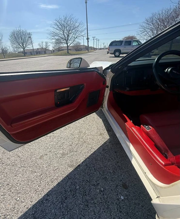 1986 Chevrolet Corvette C4 - Image 6 of 14