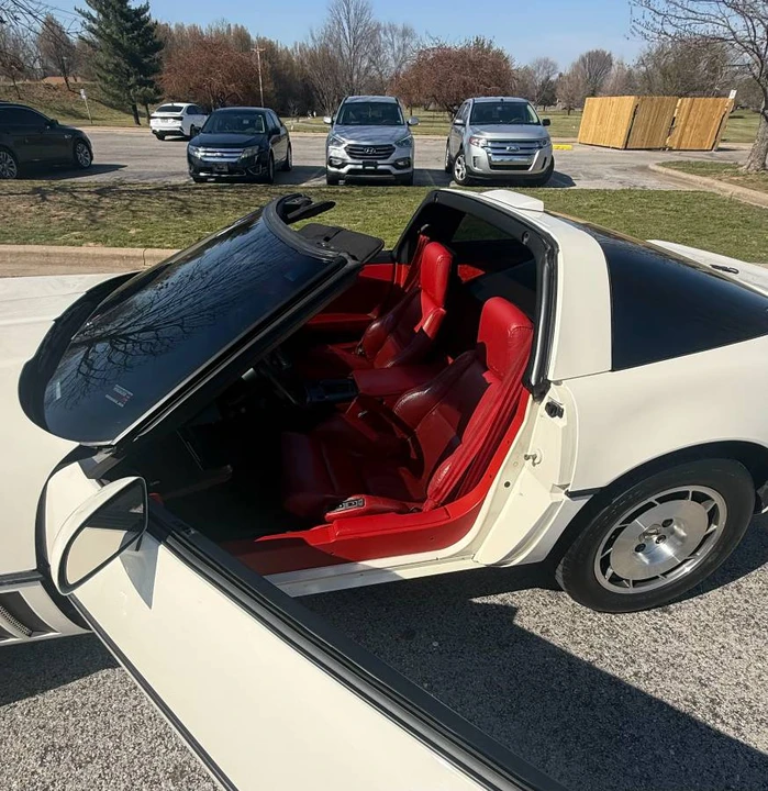 1986 Chevrolet Corvette C4 - Image 5 of 14