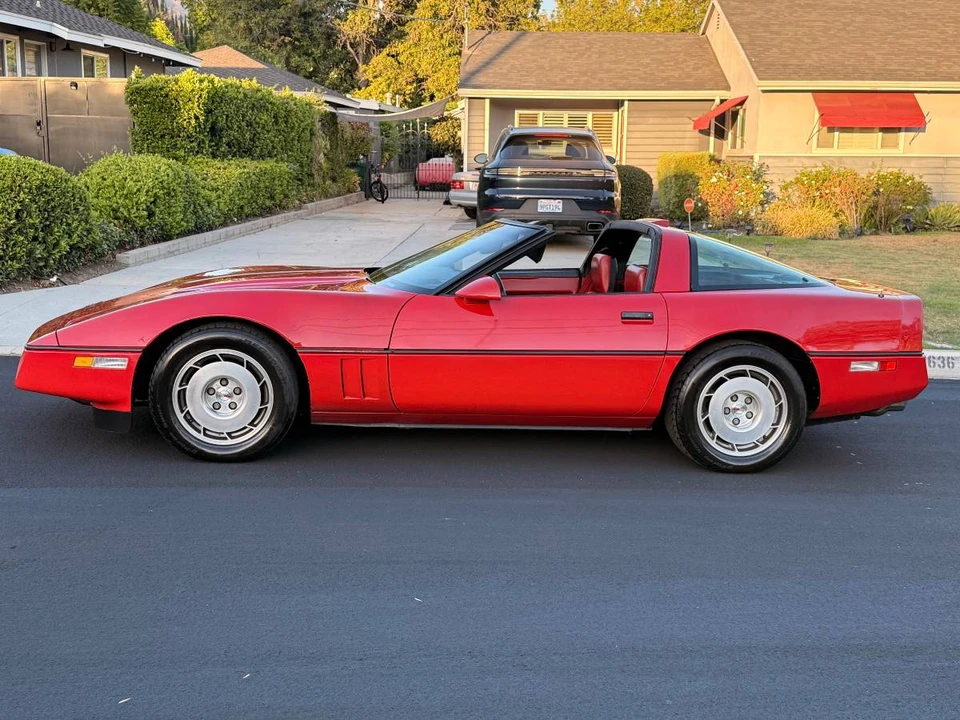 1986 Chevrolet Corvette C4 - Image 7 of 23