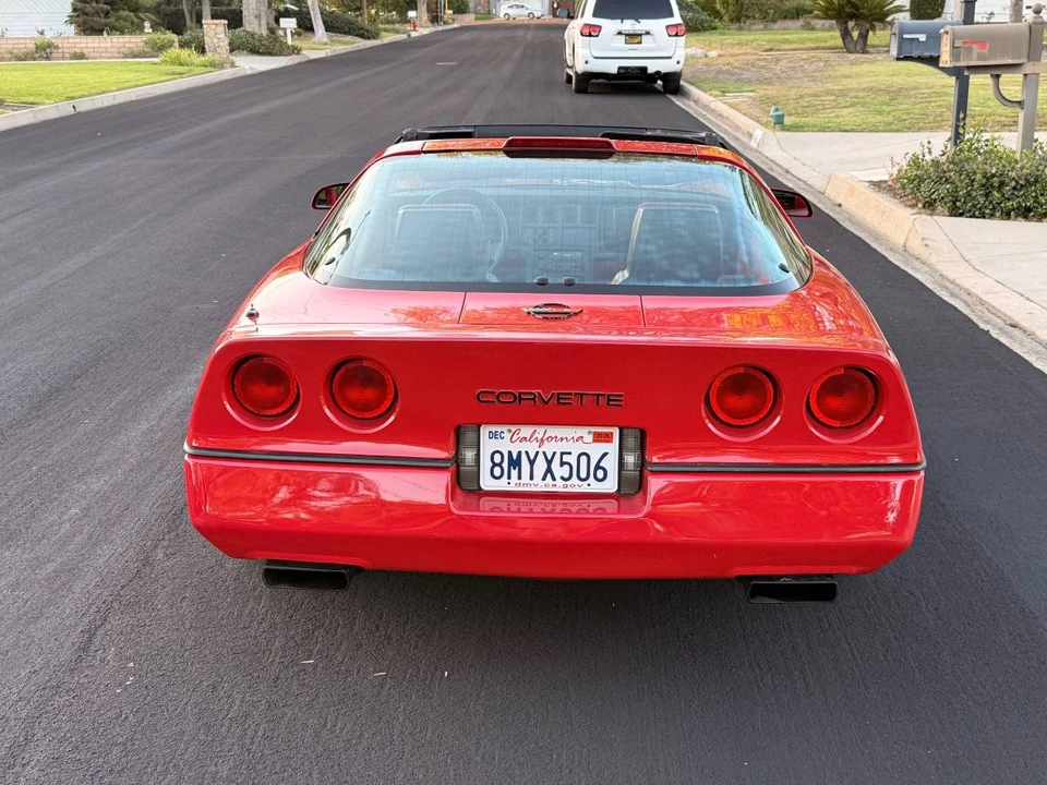 1986 Chevrolet Corvette C4 - Image 4 of 21