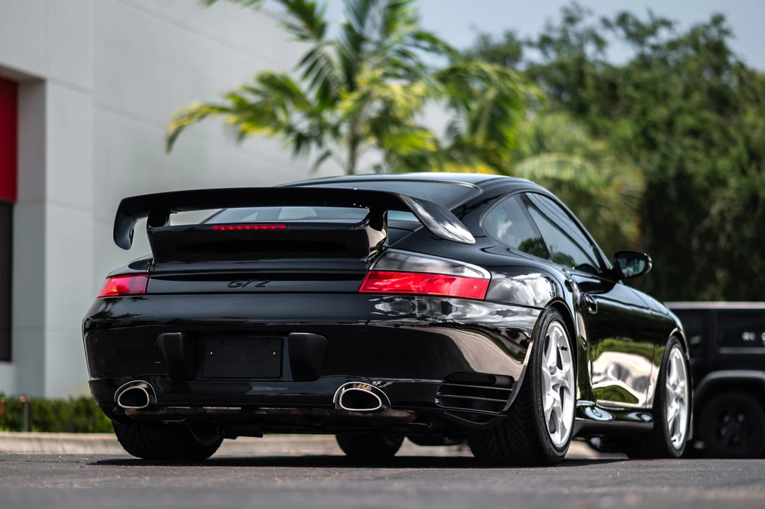 2003 Porsche 996 GT2 - Image 25 of 31