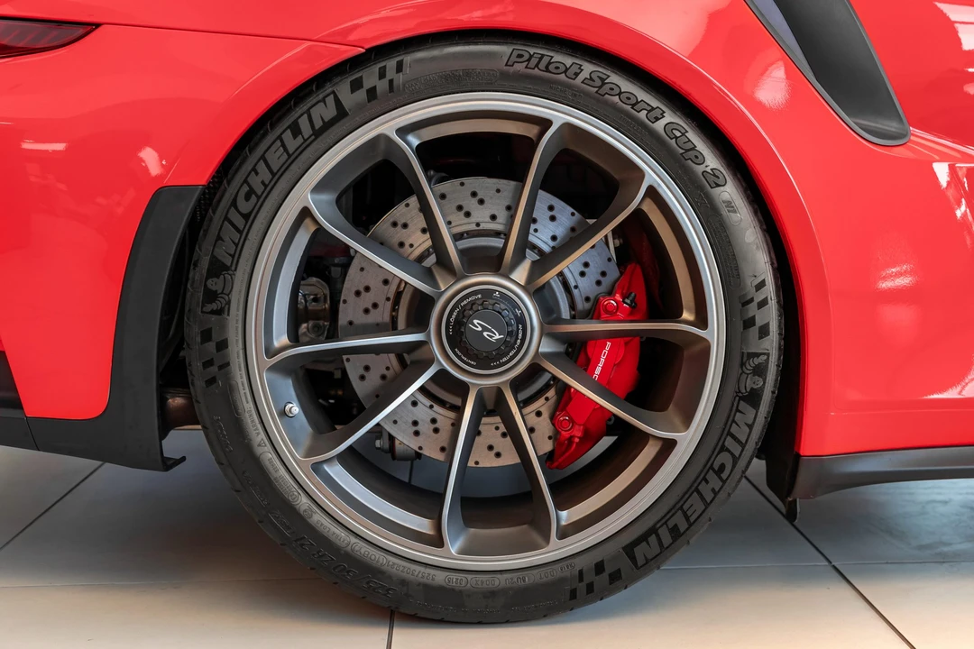 2016 Porsche 991 GT3 RS - Image 29 of 31