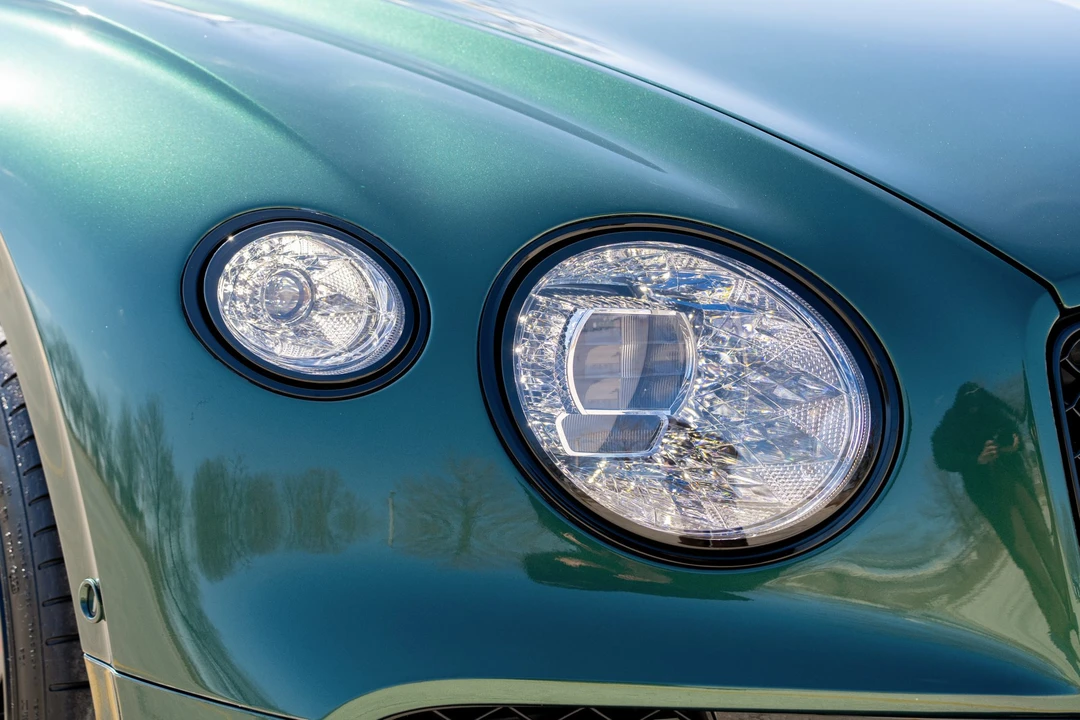 2023 Bentley Continental GTC - Image 19 of 31