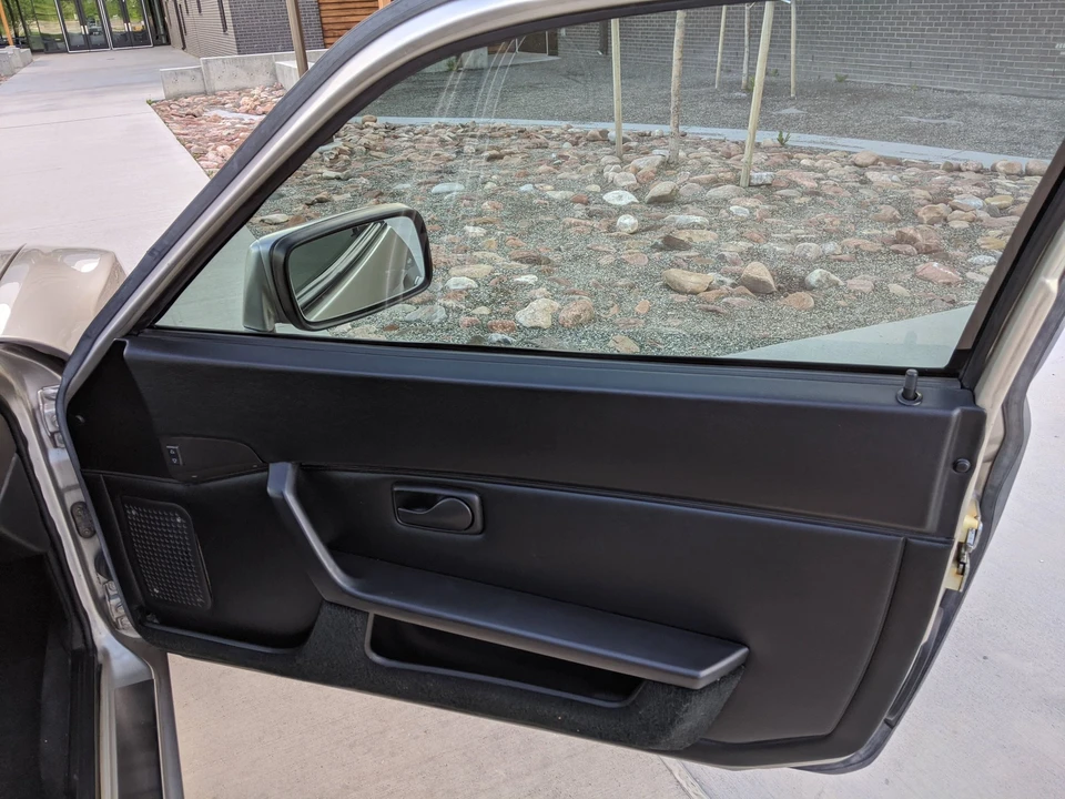 1986 Porsche 944 Turbo - Image 11 of 31