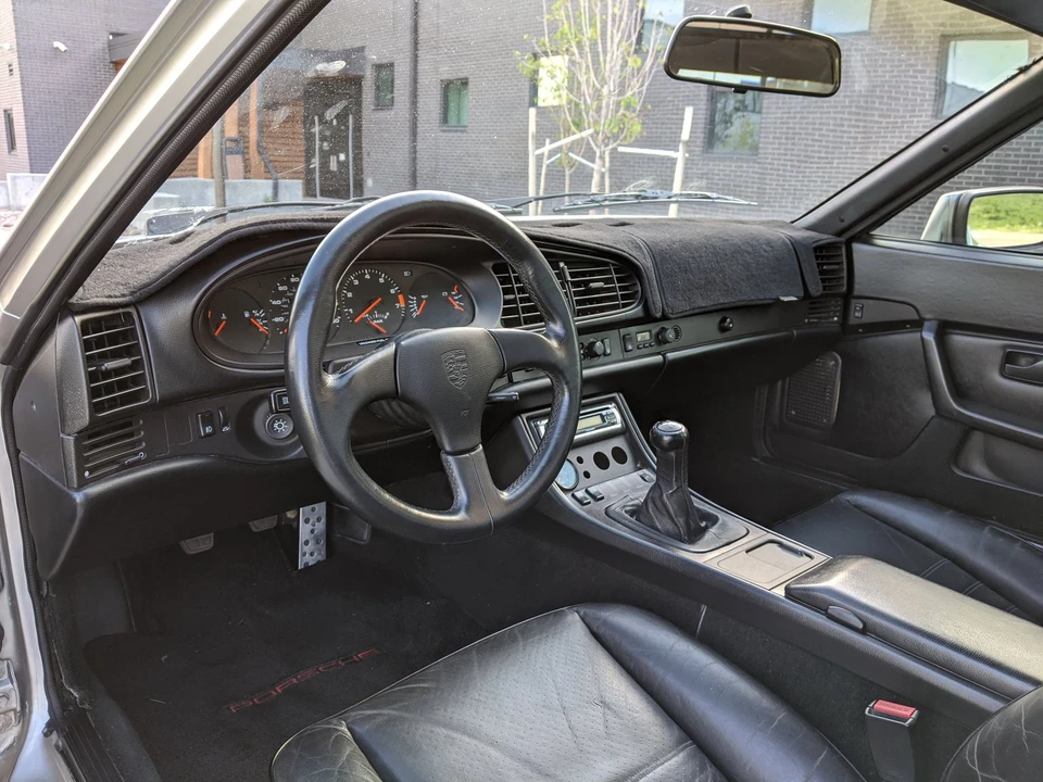 1986 Porsche 944 Turbo - Image 22 of 31