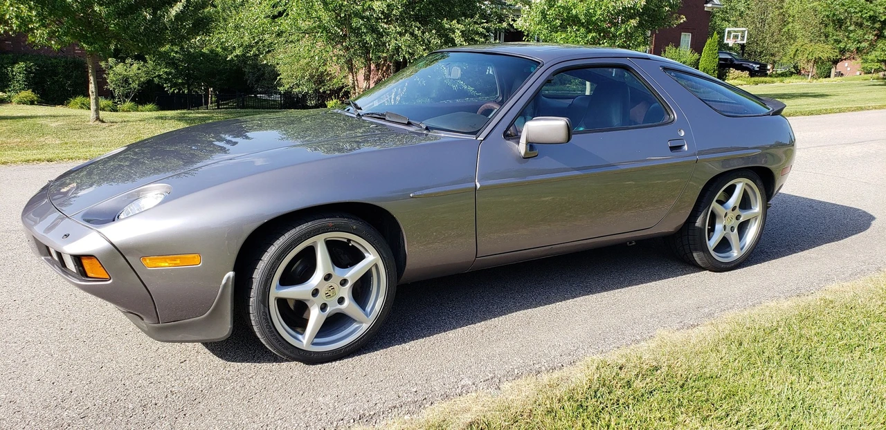 1986 Porsche 928 S - Image 10 of 12