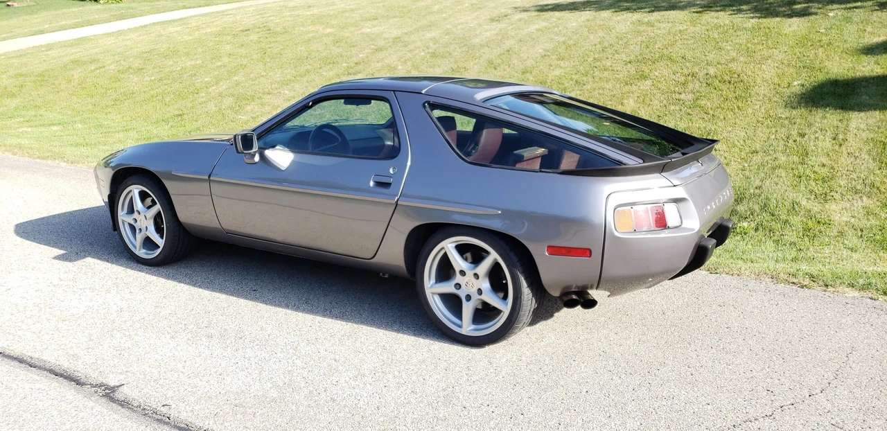 1986 Porsche 928 S - Image 6 of 12
