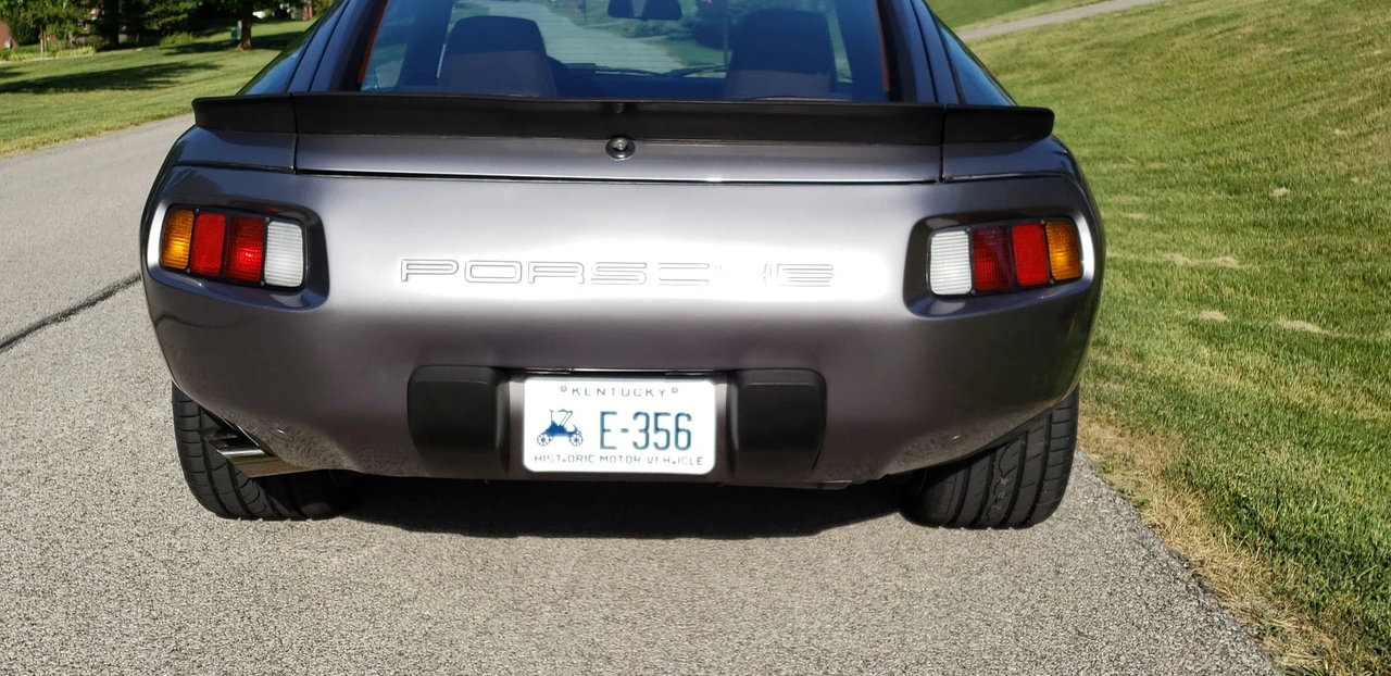 1986 Porsche 928 S - Image 3 of 12