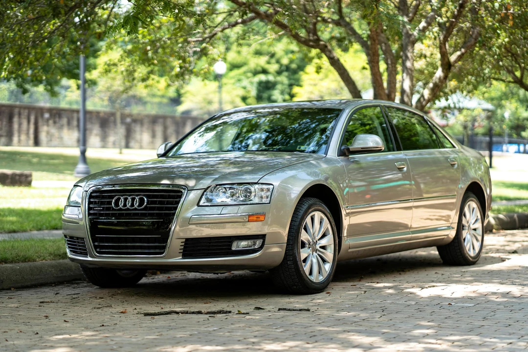 2008 Audi D3 A8 - Image 2 of 31