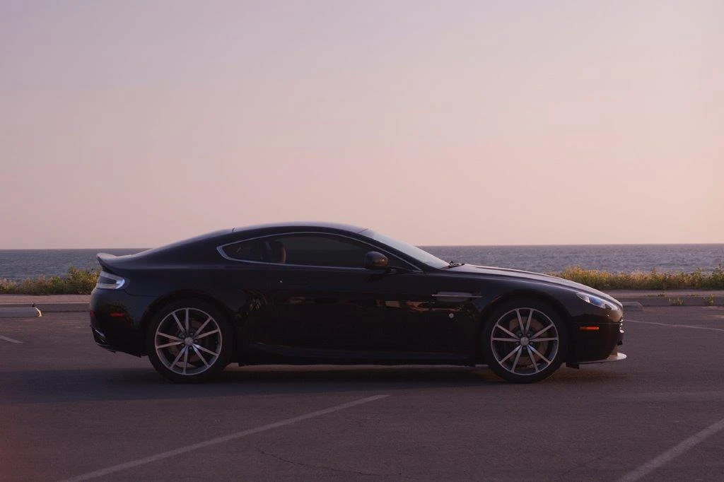 2012 Aston Martin V8 Vantage (2006-2017) - Image 8 of 31